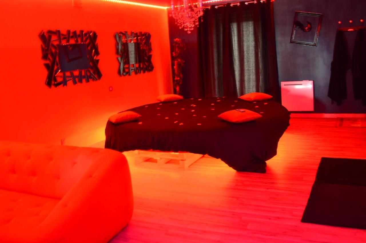 Nuit Insolite-Room Love Saint-Germain  エクステリア 写真