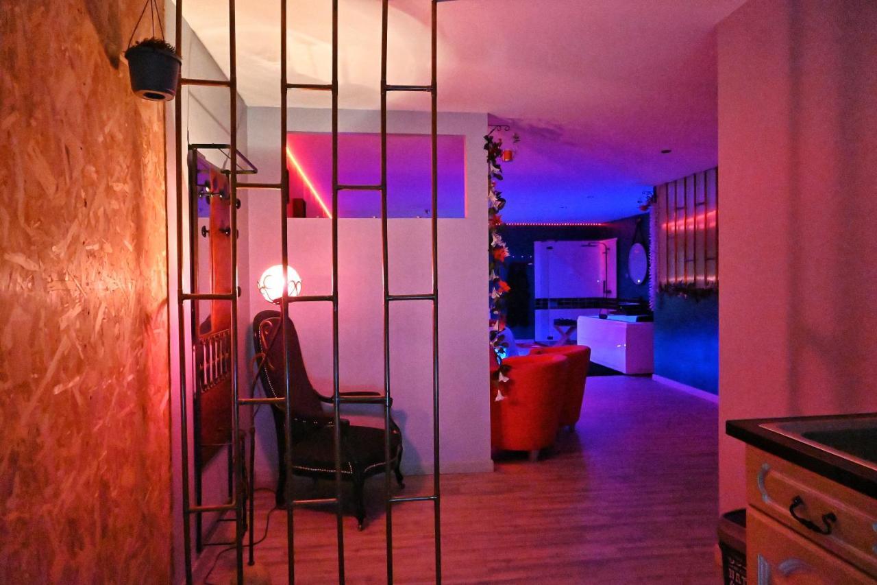 Nuit Insolite-Room Love Saint-Germain  エクステリア 写真